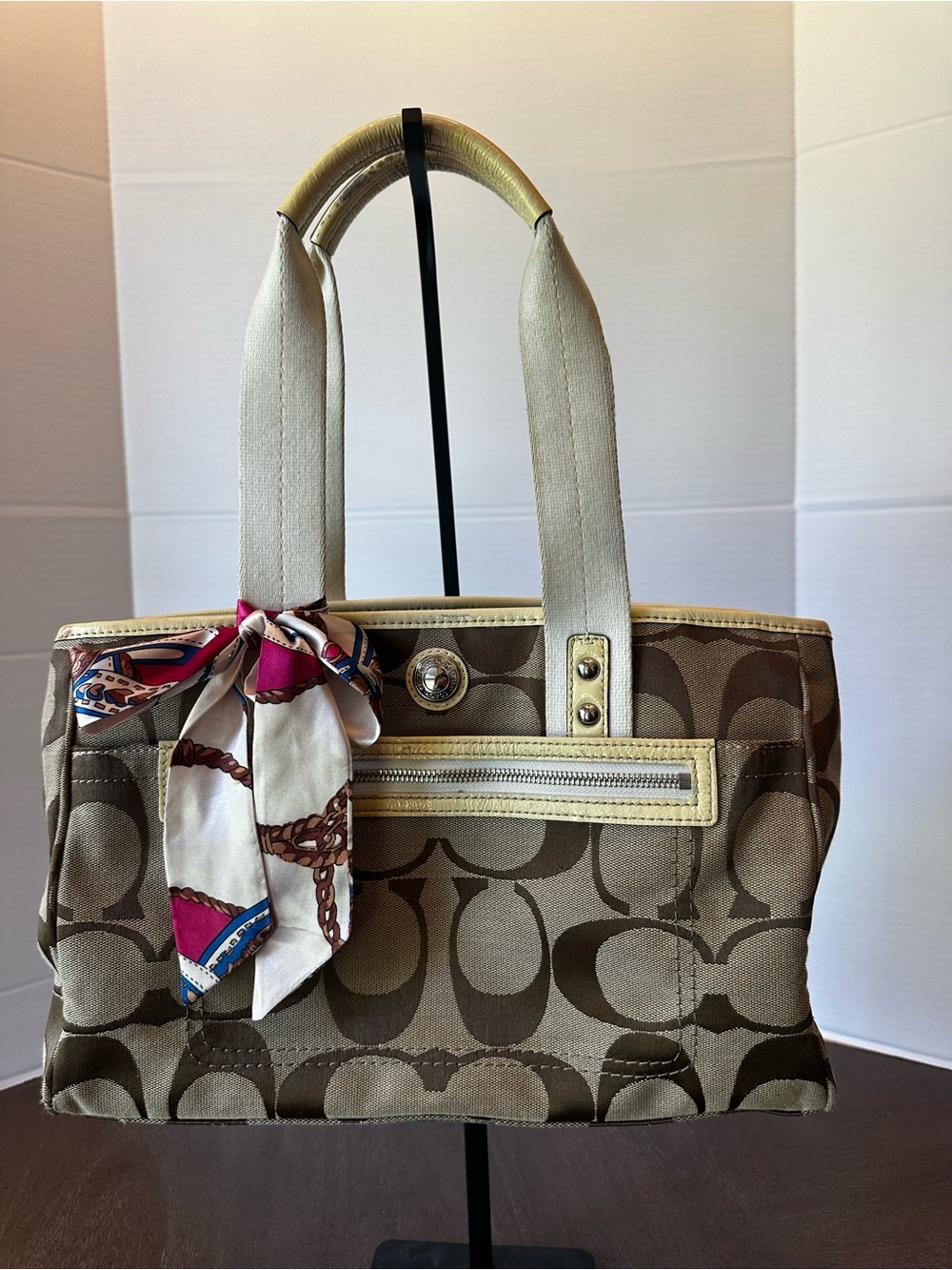 Coach Vintage Daisy Signature Tote Bag